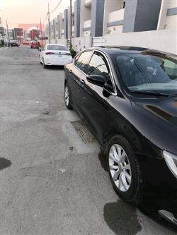 Chrysler 200